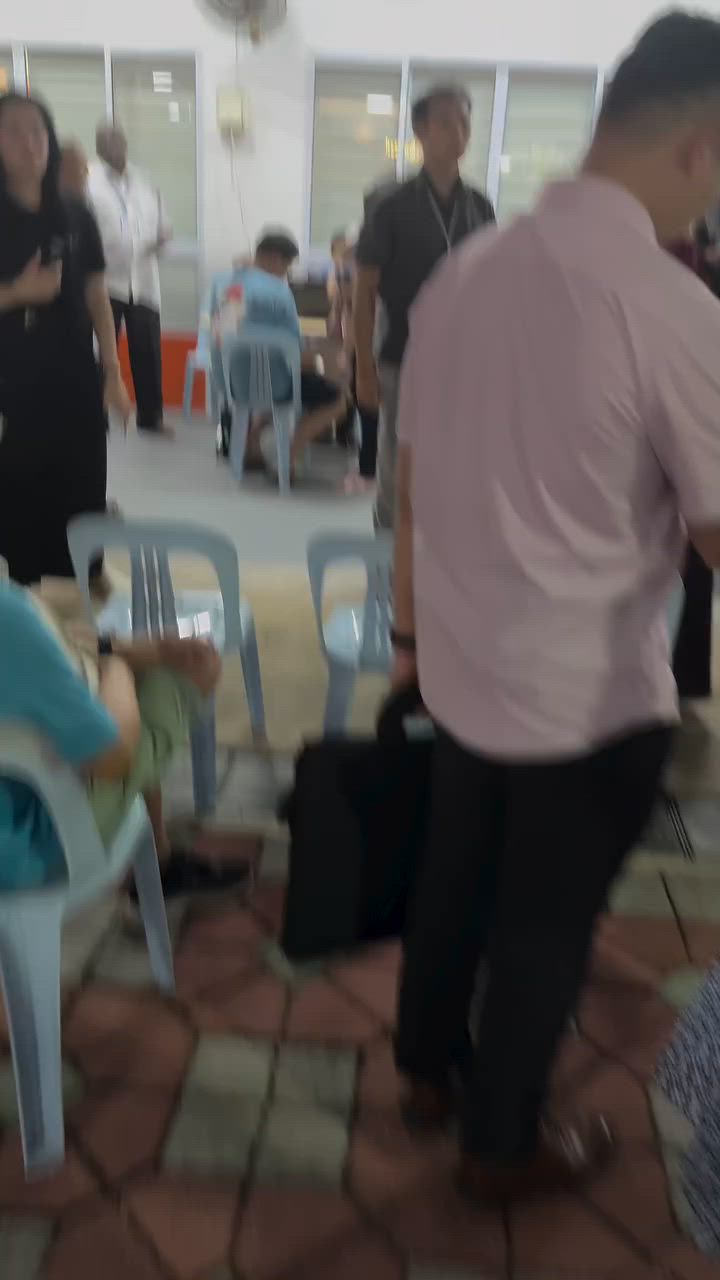 2 women confront Shanmugam at his Meet-the-People Session in Chong Pang