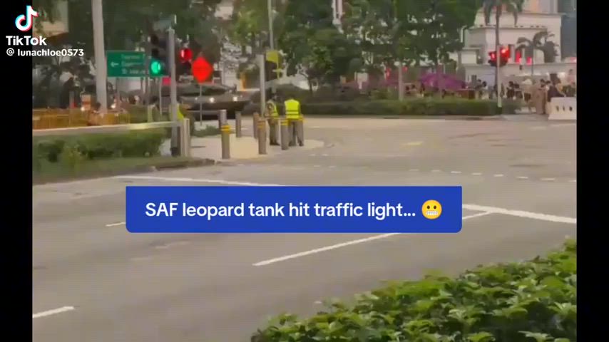 Tank bumps into traffic light during National Day Parade National Education show